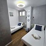 Avanita Ocean View Apartment