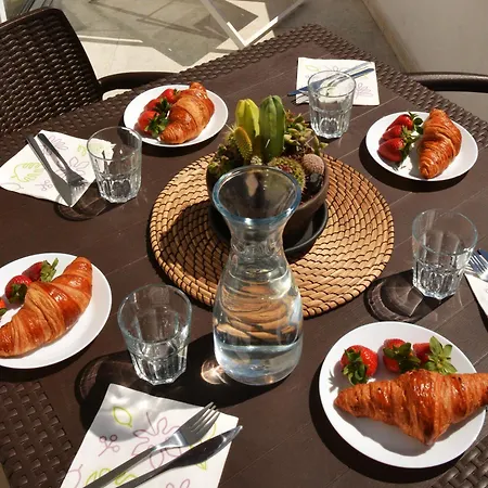 Avanita Ocean View Апартаменты Плая-де-лас-Америкас